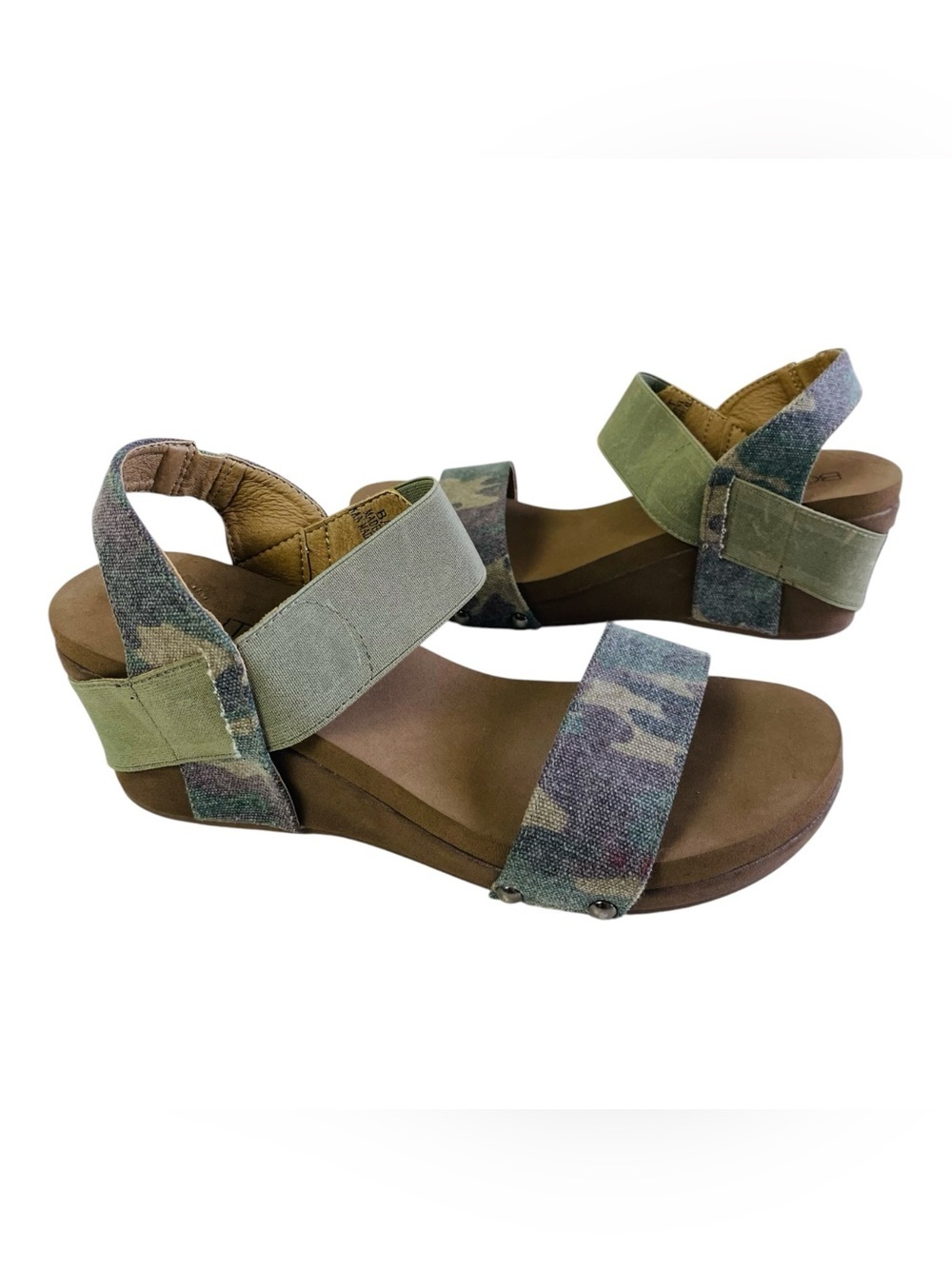 Boutique By Corkys Camo Bandit Wedge Sandals Size 9